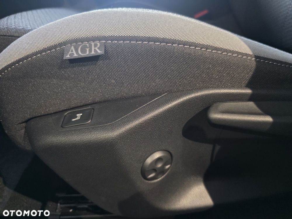 Opel Astra 1.2 T Business Edition S&S - 6