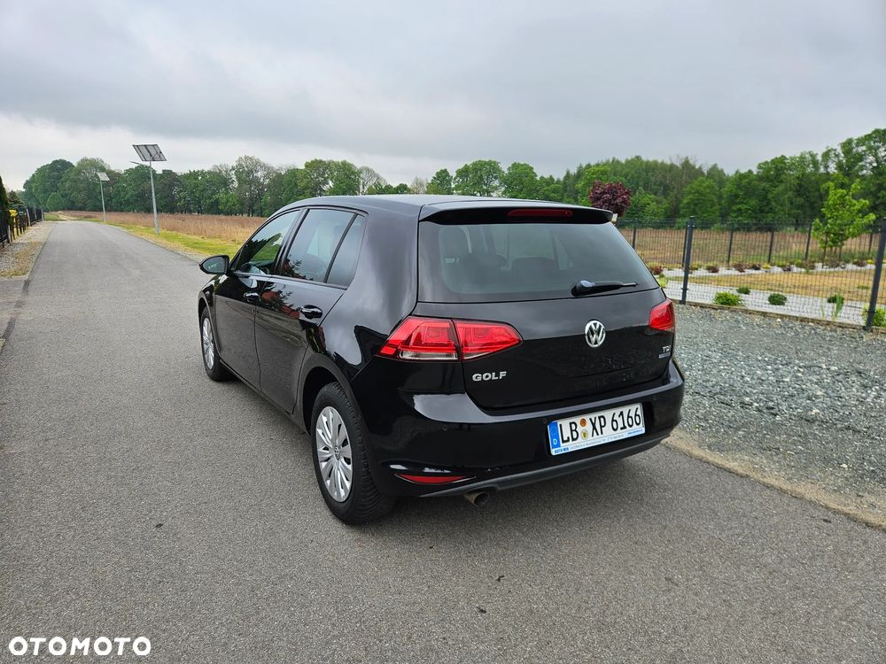 Volkswagen Golf 1.6 TDI BlueMotion Technology Comfortline - 32