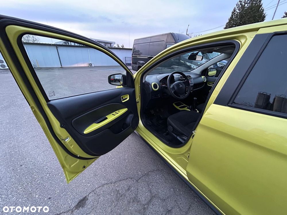 Mitsubishi Space Star 1.2 Clear Tec Color - 30