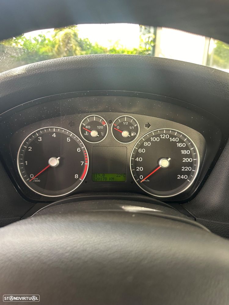 Ford Focus SW 1.4 Zetec - 15