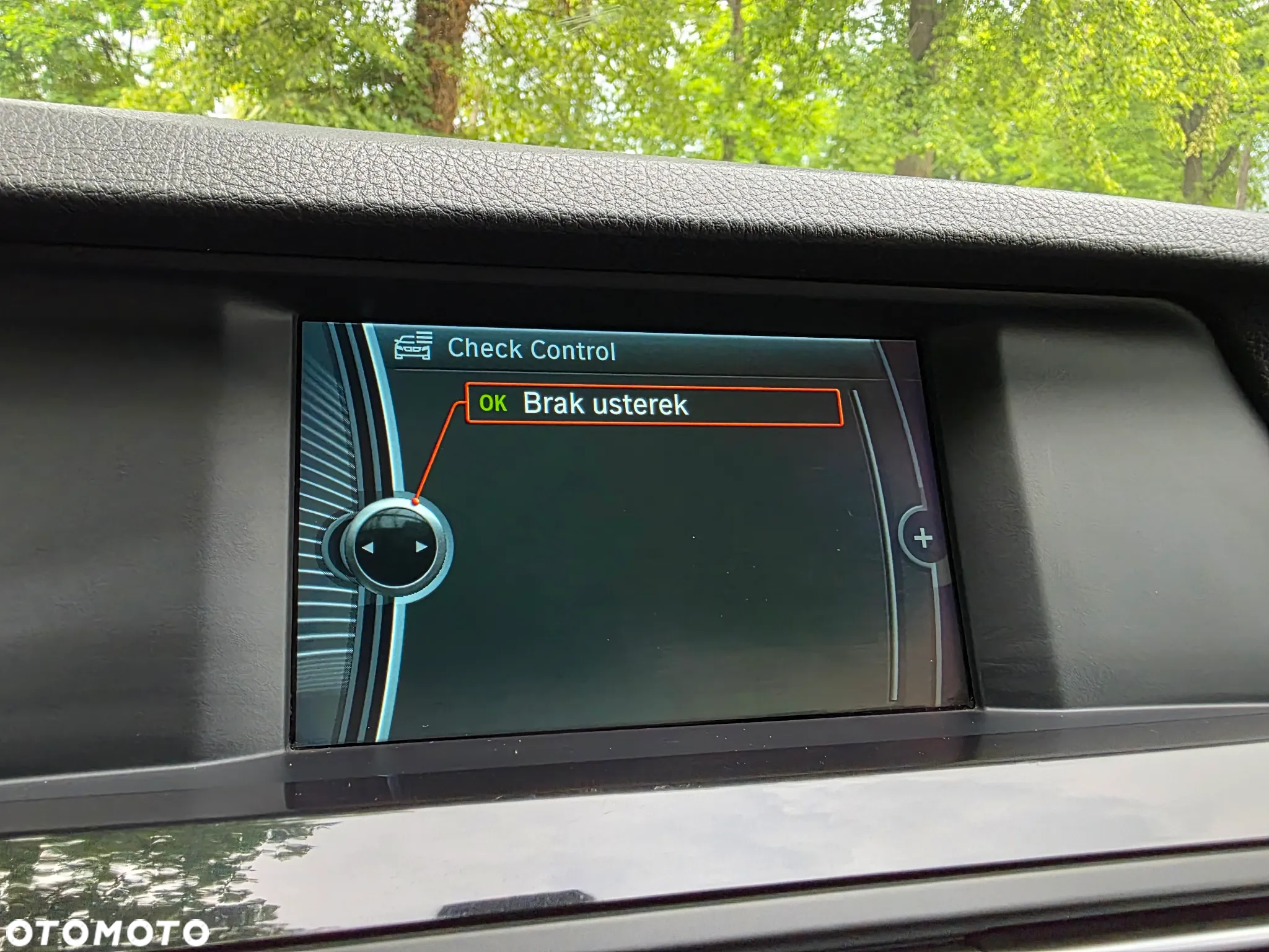 BMW Seria 5 535i Touring - 27