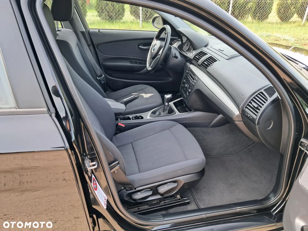 BMW Seria 1 - 16