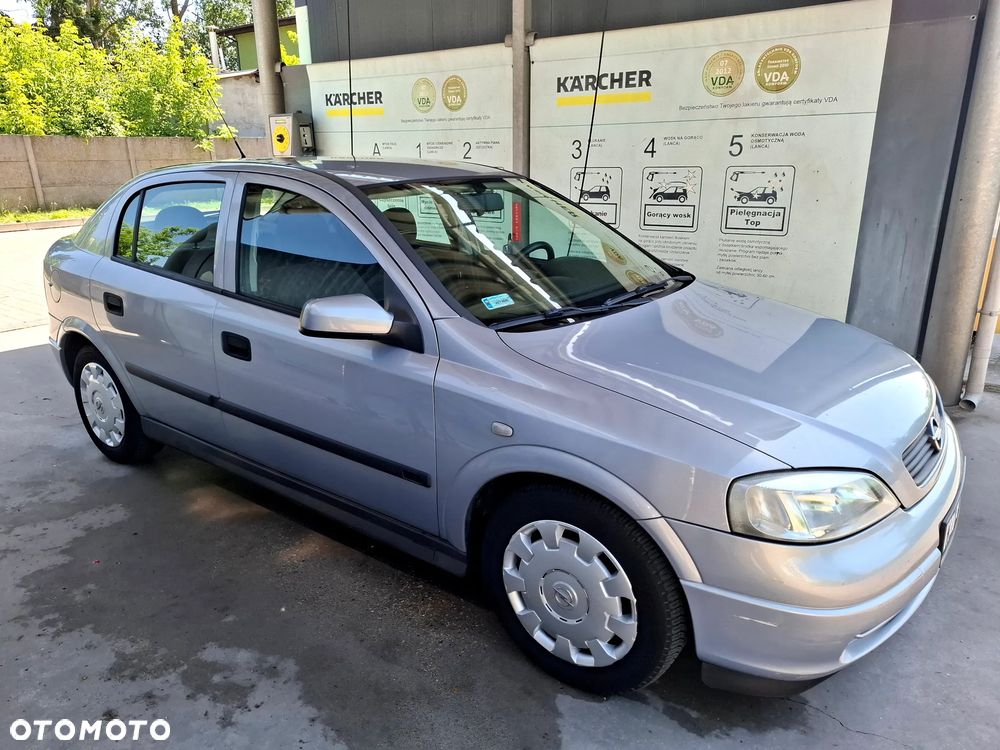 Opel Astra - 2