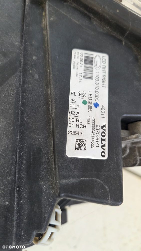 Lampa przednia reflektor full led Volvo FH5 23752671 - 5