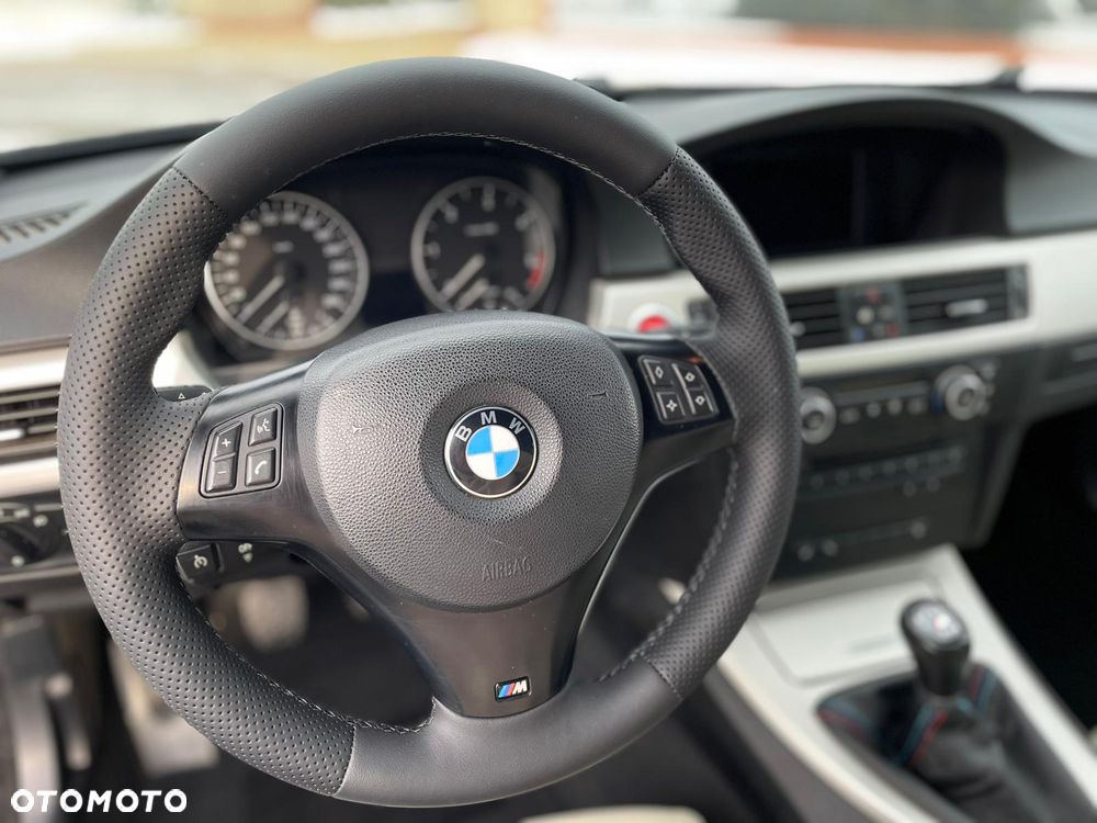 BMW Seria 3 320d DPF Blue Performance Edition Fleet Sport - 23