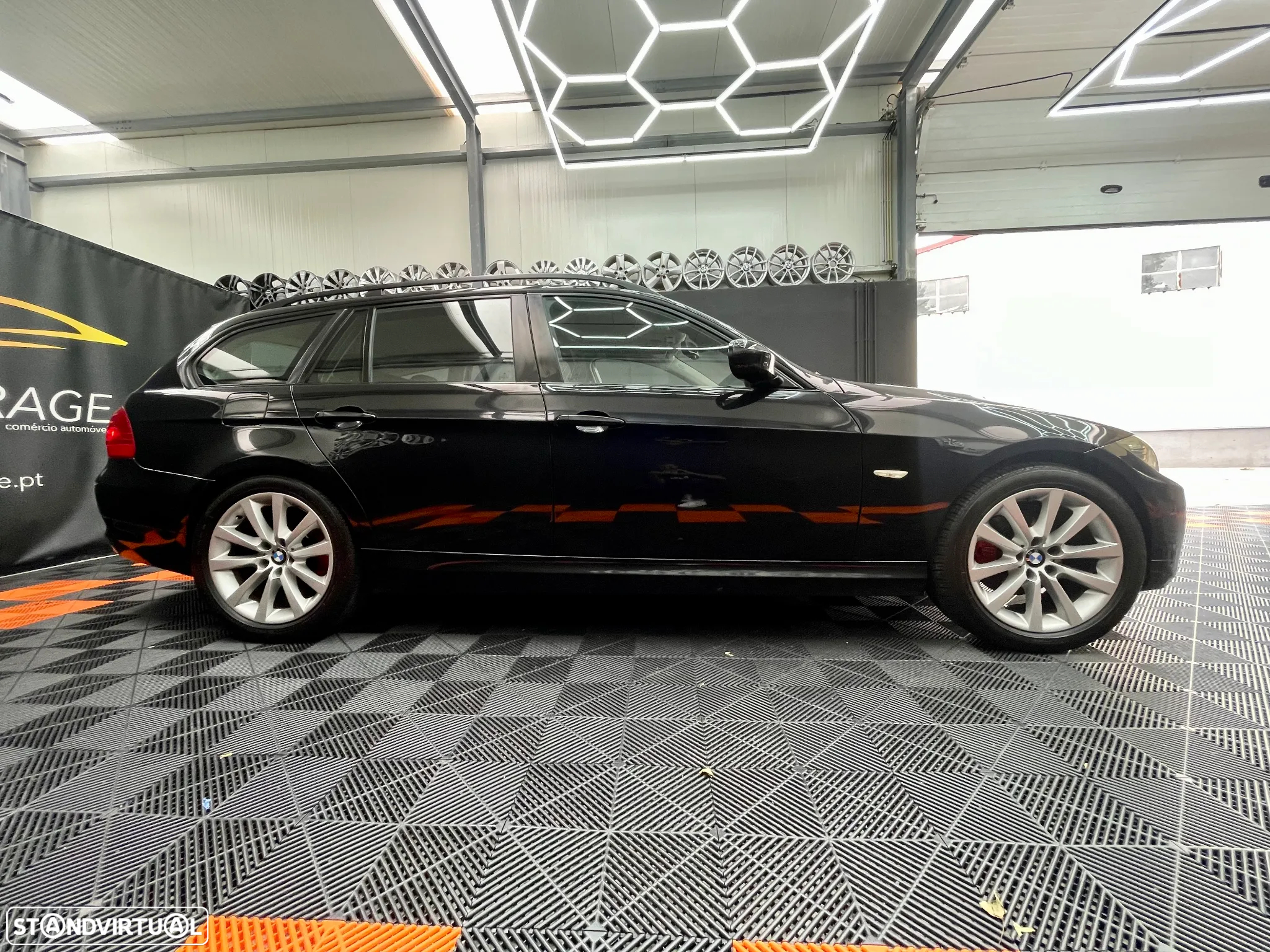 BMW 320 d Touring Navigation - 4