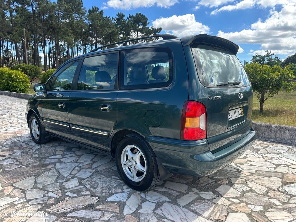 Hyundai Trajet 2.0 CRDi GLS - 4