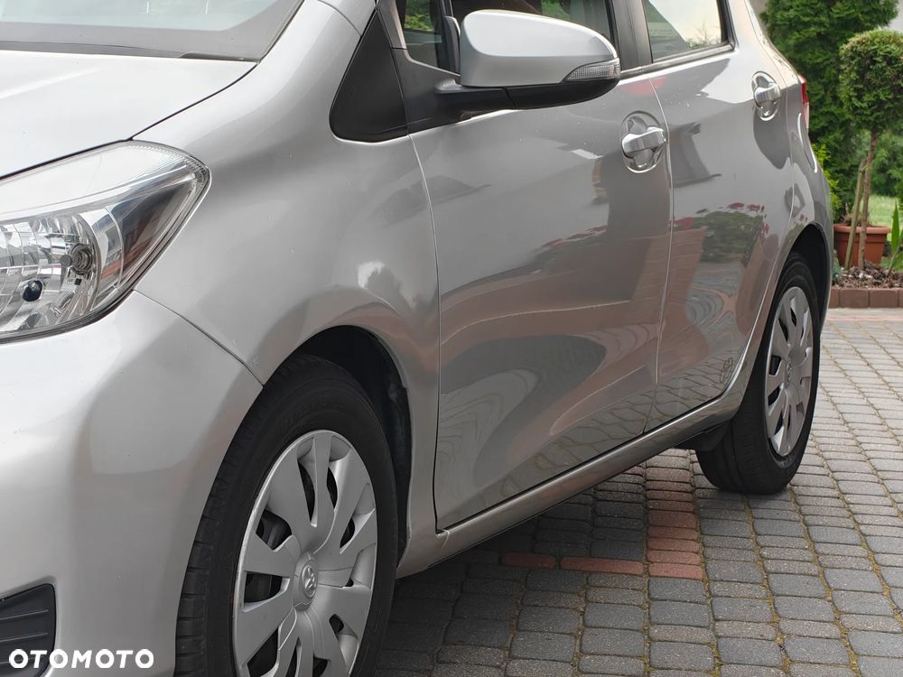 Toyota Yaris 1.0 Premium EU6 - 7