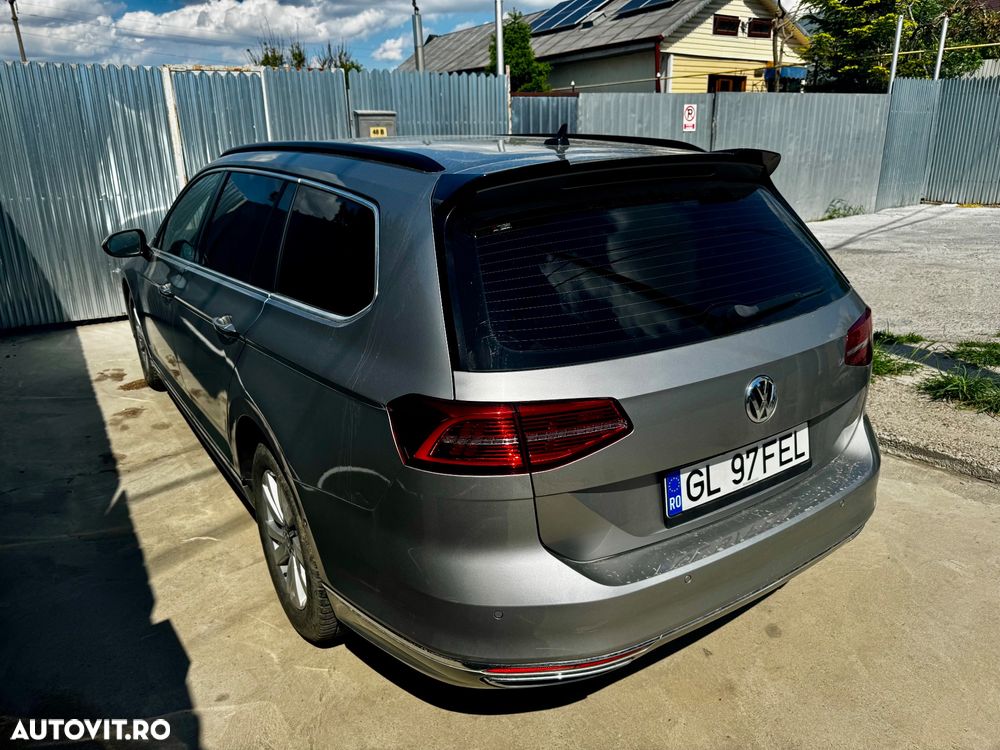 Volkswagen Passat 2.0 TDI DSG (BlueMotion Technology) Comfortline - 3