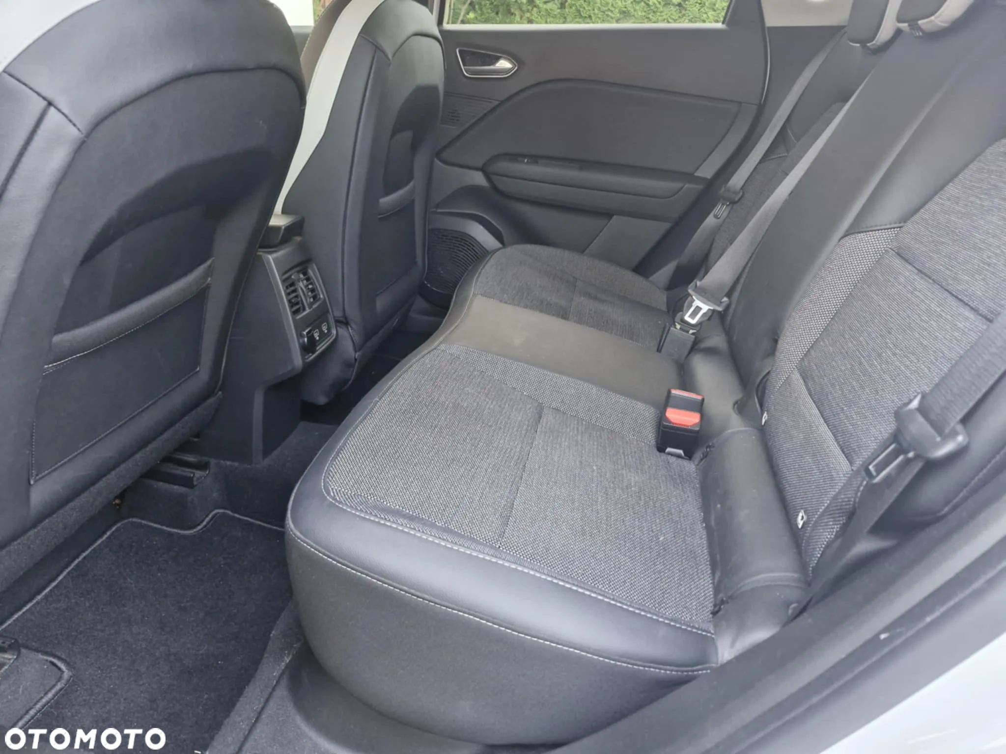 Renault Captur 1.0 TCe Intens - 15