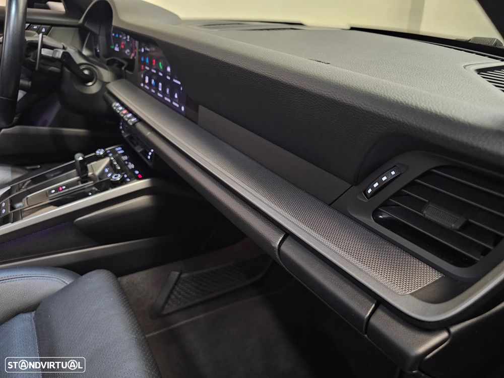 Porsche 911 (992) Carrera PDK - 41