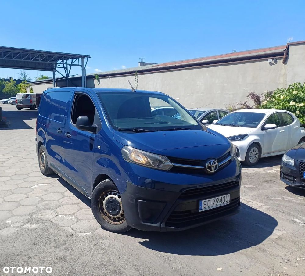 Toyota Proace - 1