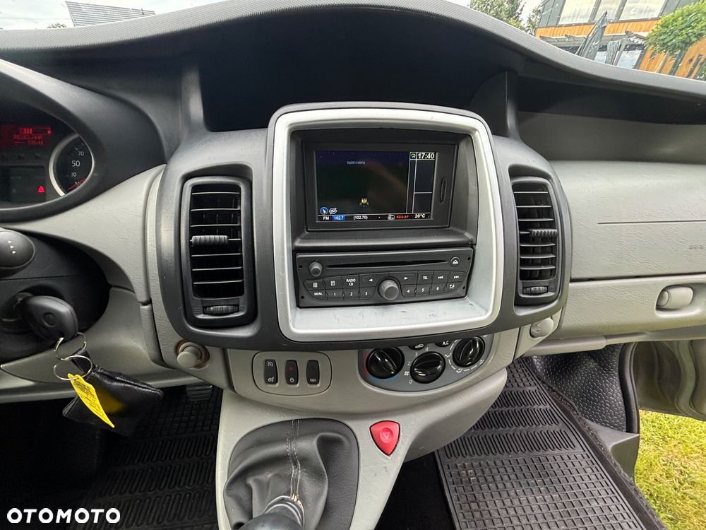 Renault Trafic - 12