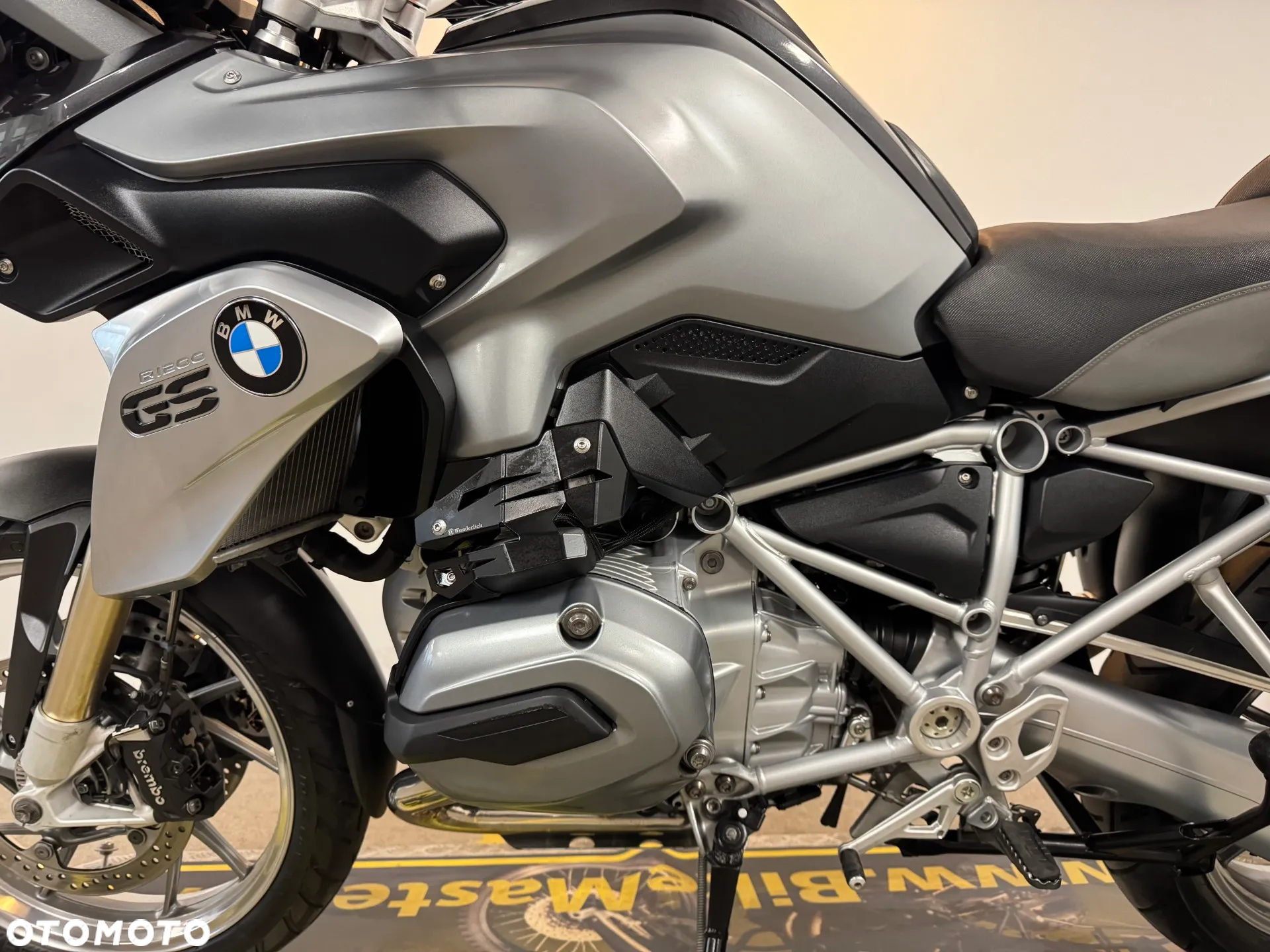 BMW R - 23