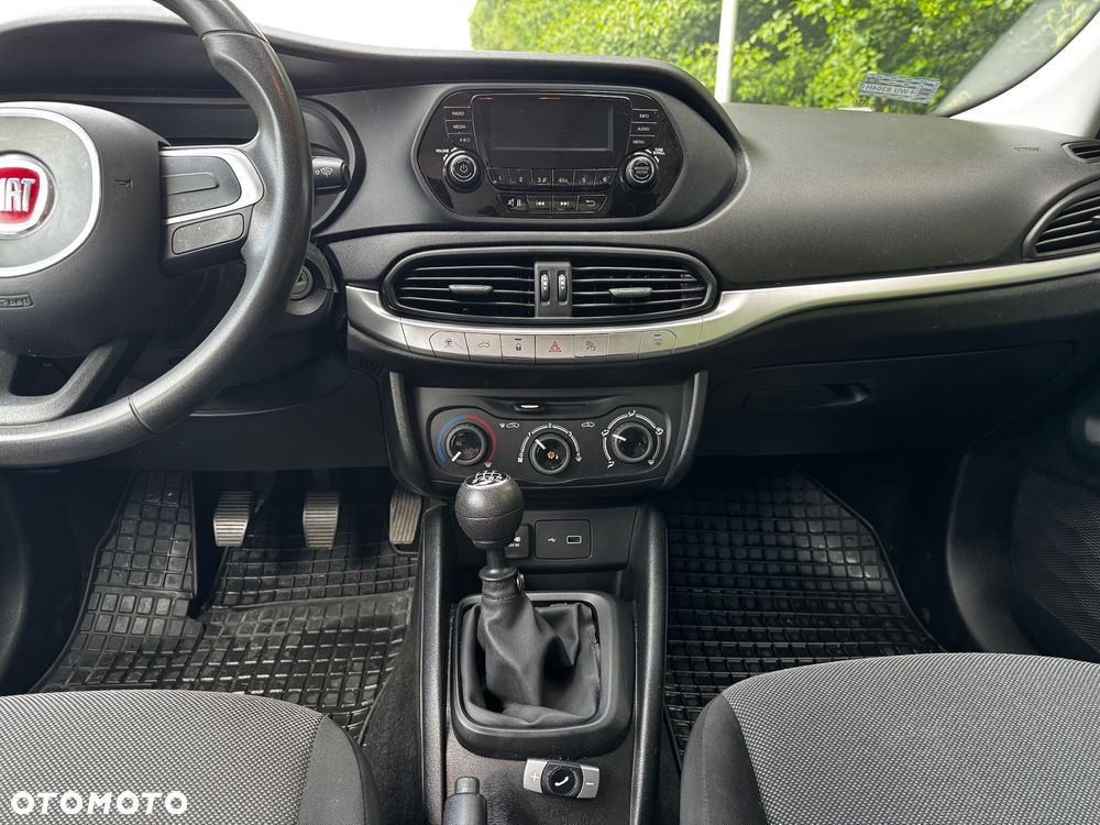 Fiat Tipo 1.4 16V Pop - 29