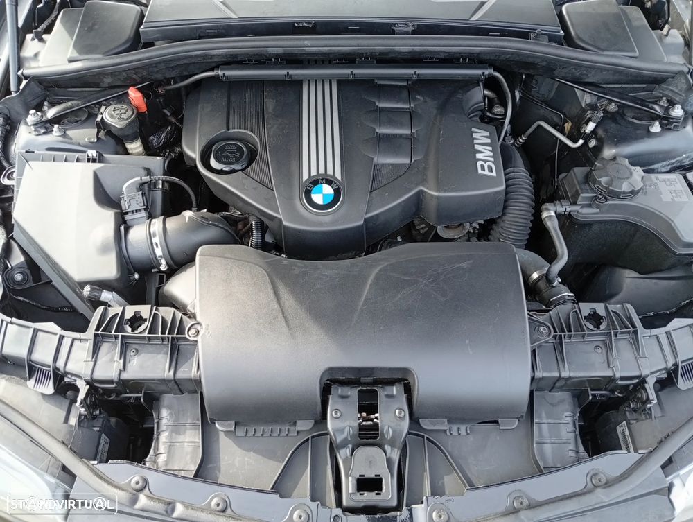 BMW 118 d Pack M - 19