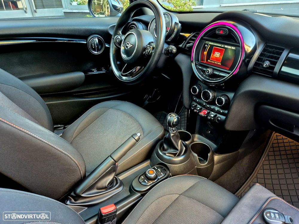 MINI 3 Portas One JCW - 23