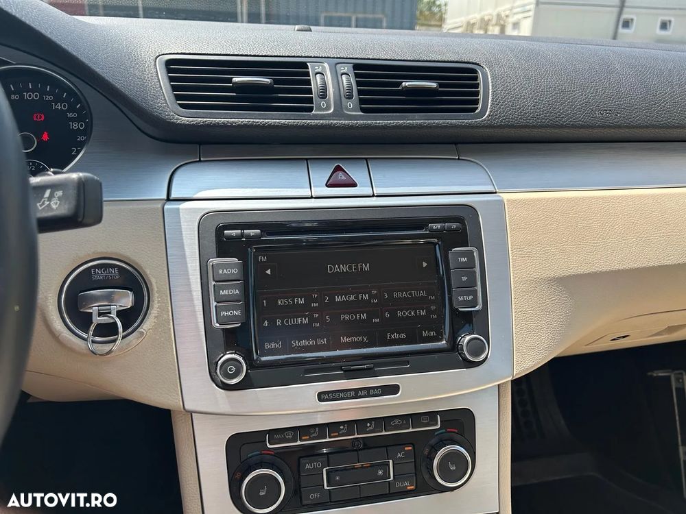 Volkswagen Passat - 18