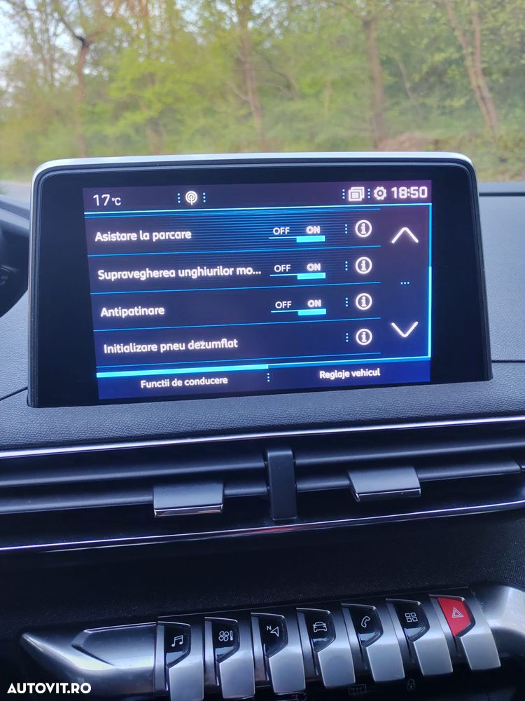 Peugeot 5008 BlueHDI 130 EAT8 Allure - 28