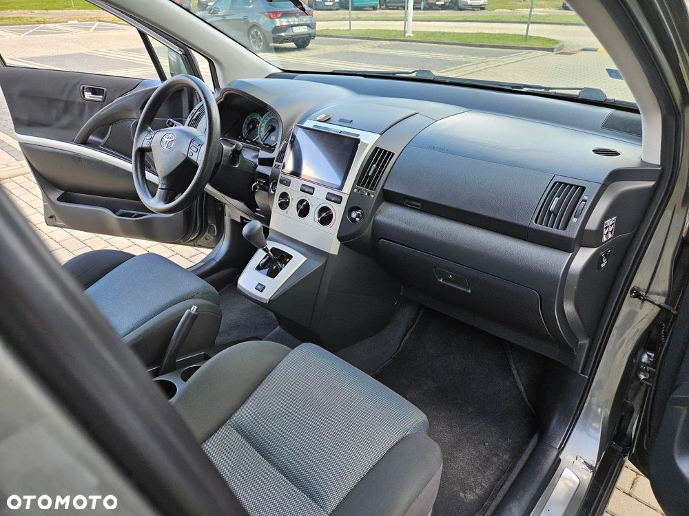 Toyota Corolla Verso 1.8 Multi-Mode Luna - 30