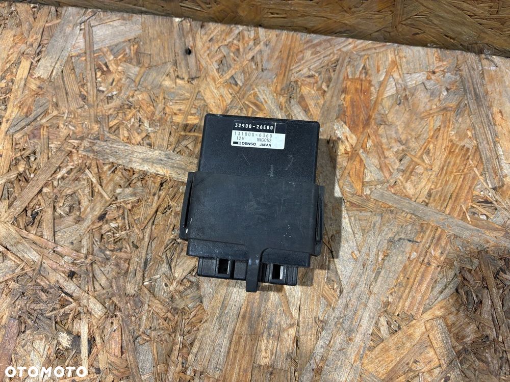 SUZUKI GSX 600F STEROWNIK MODUŁ ZAPŁONOWY 32900-26E00 - 1