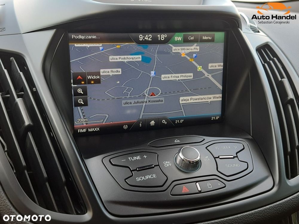 Ford Kuga 1.5 EcoBoost 2x4 Titanium - 30