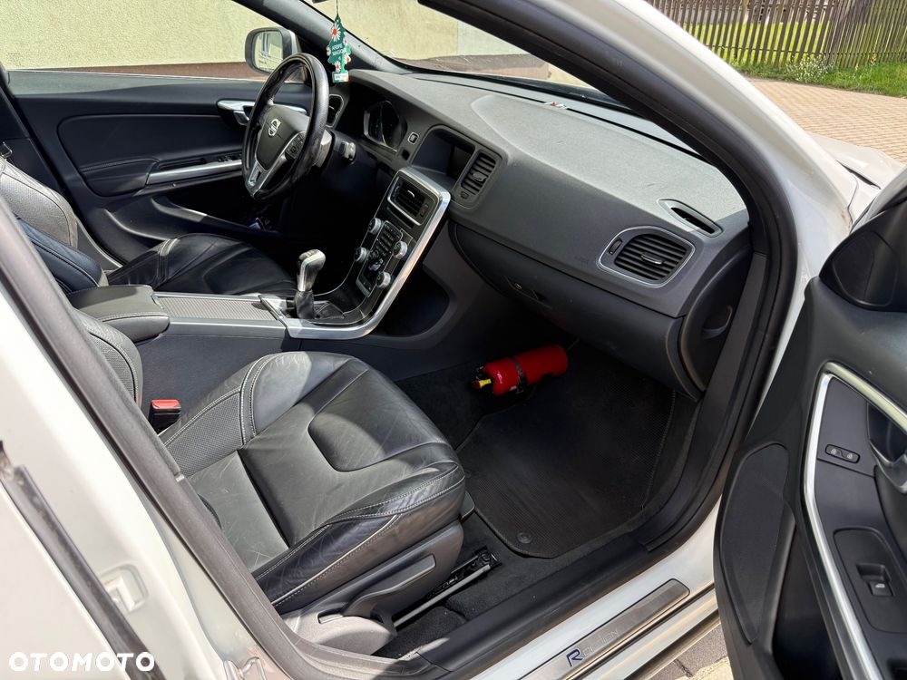Volvo S60 D2 Drive-E R-Design Momentum - 8