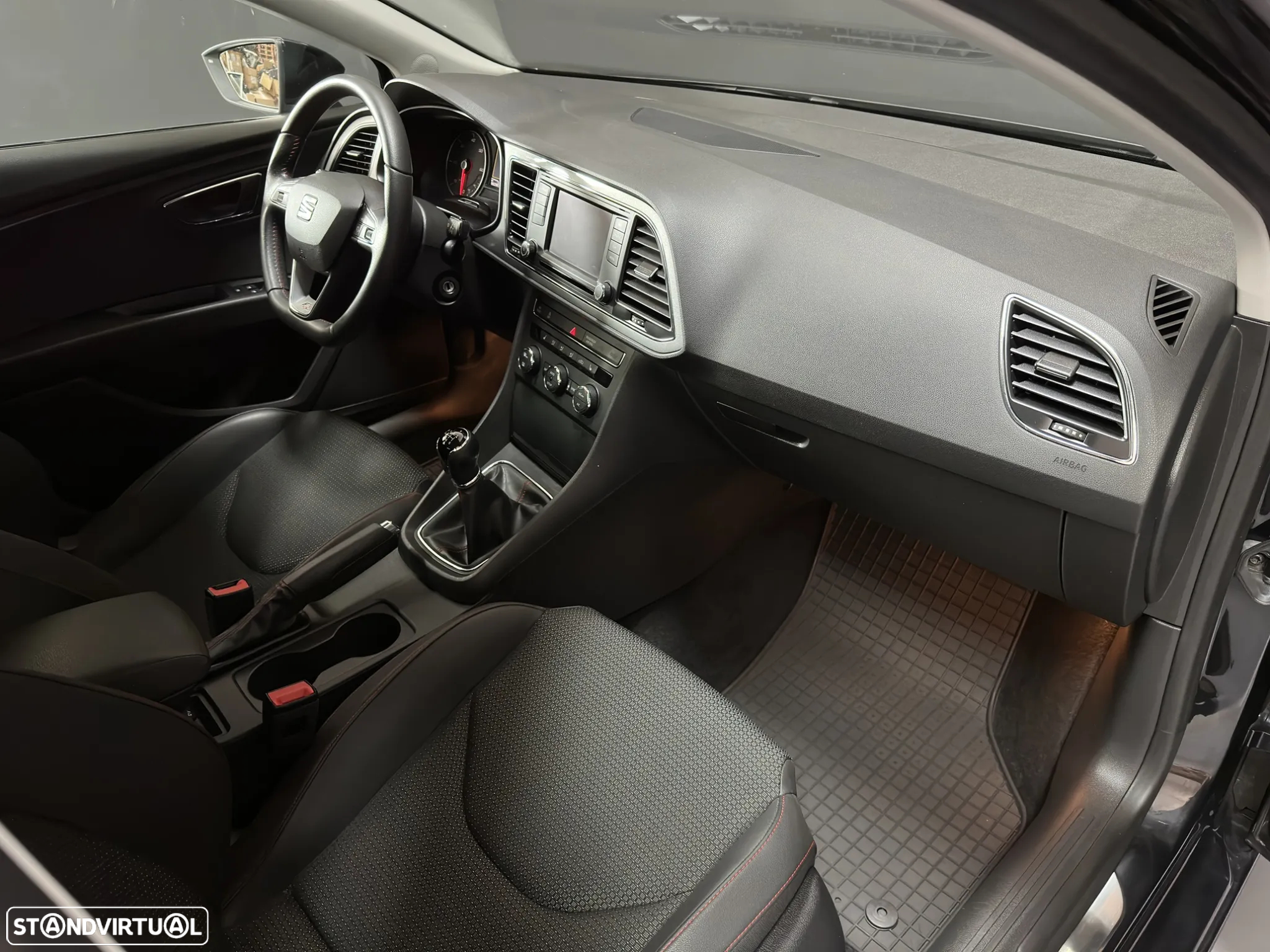 SEAT Leon 2.0 TDI DPF FR - 18