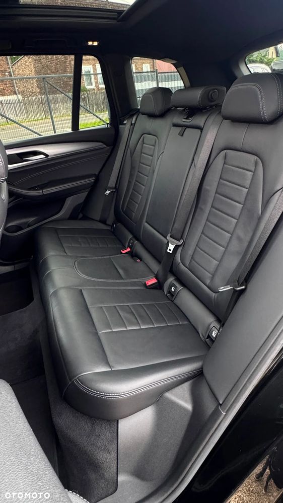 BMW X3 xDrive20i M Sport - 33