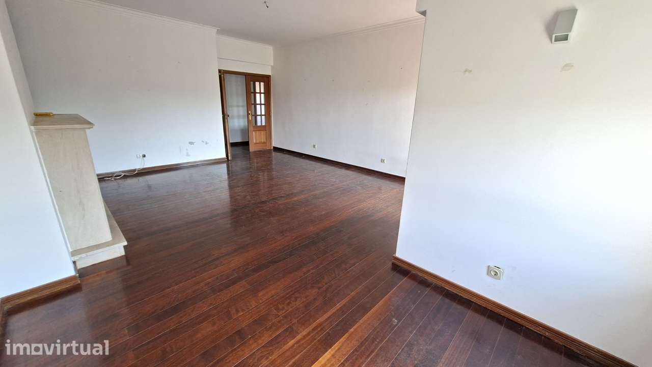 Apartamento T3 com 145m² no centro de Setubal - Grande imagem: 3/19
