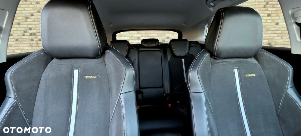 Opel Grandland 1.6 T PHEV 4x4 GS Line - 11