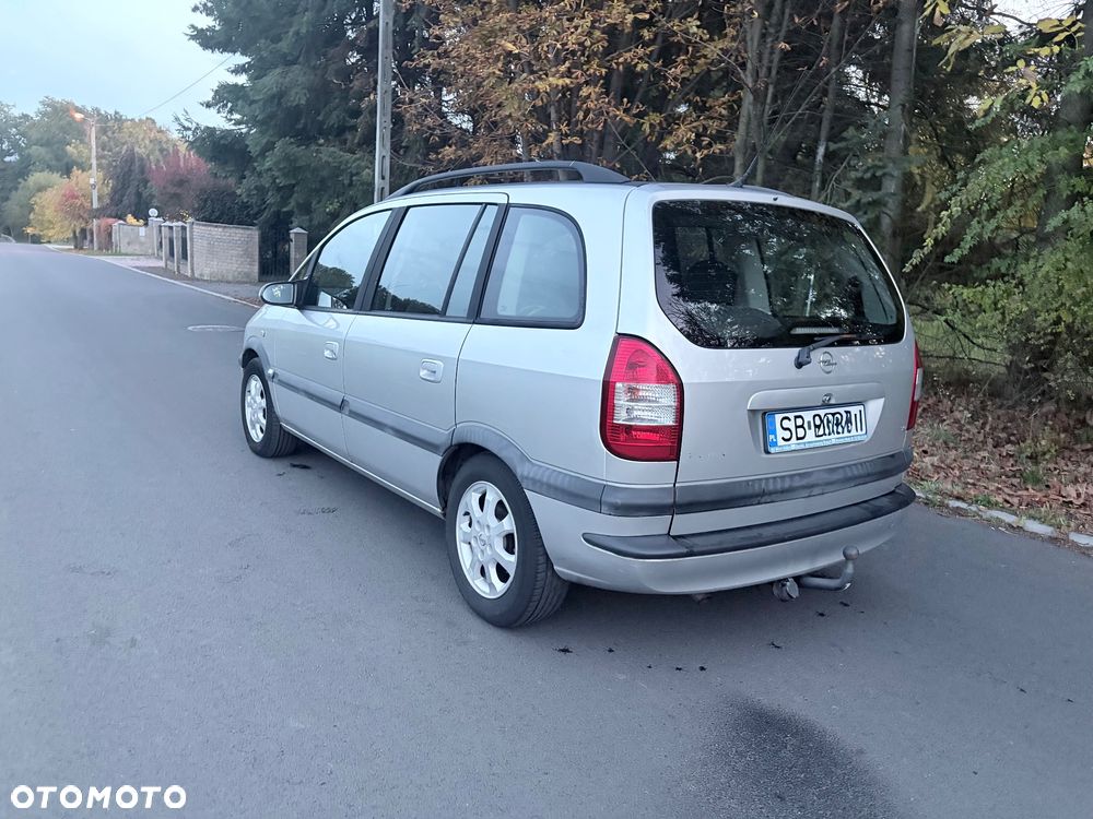Opel Zafira 1.8 16V Elegance - 5
