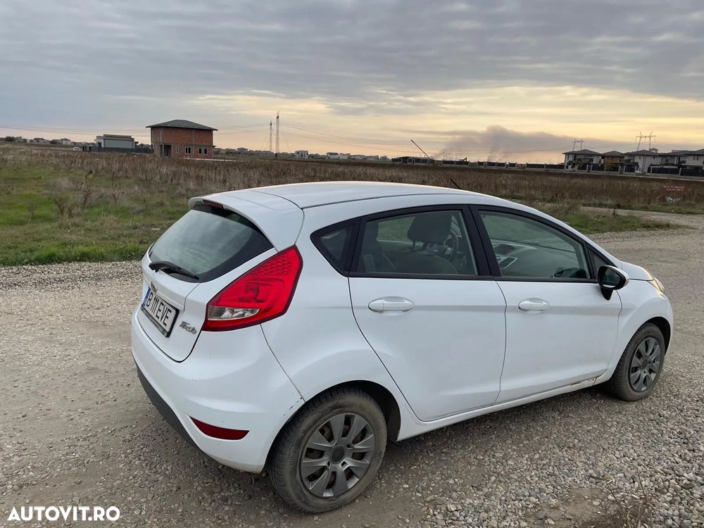 Ford Fiesta - 13