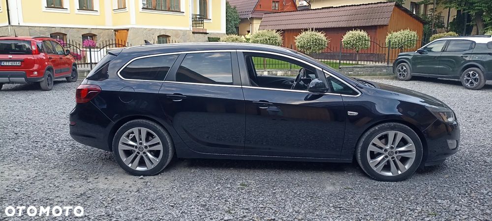 Opel Astra 2.0 CDTI DPF Cosmo - 5