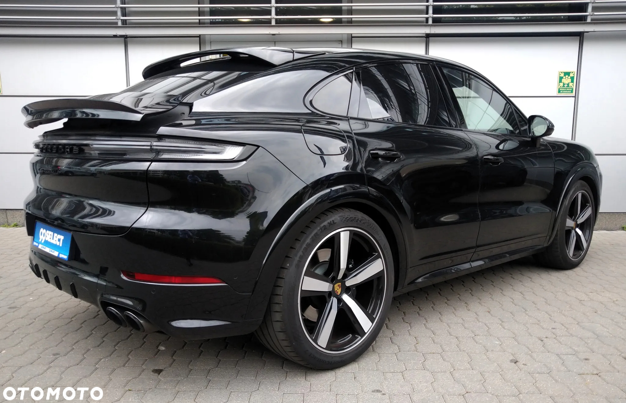 Porsche Cayenne Coupe GTS - 5
