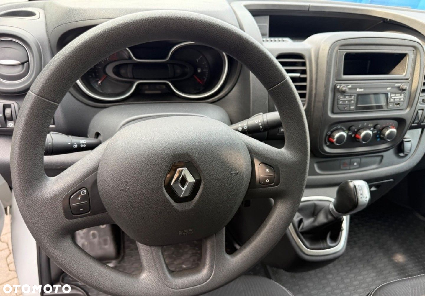 Renault Trafic - 21