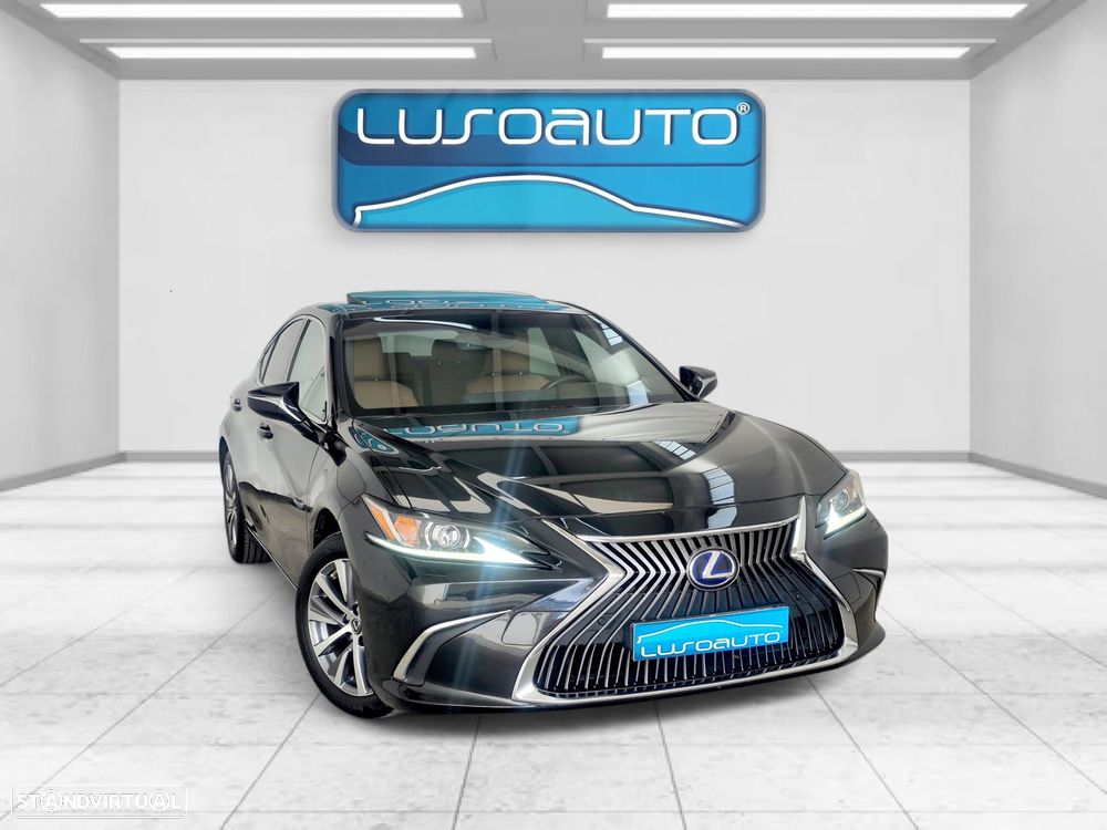 Lexus ES 300h Special Edition - 4