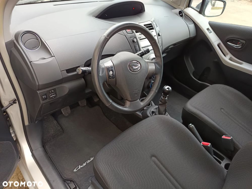 Toyota Yaris 1.33 VVT-i Comfort - 12