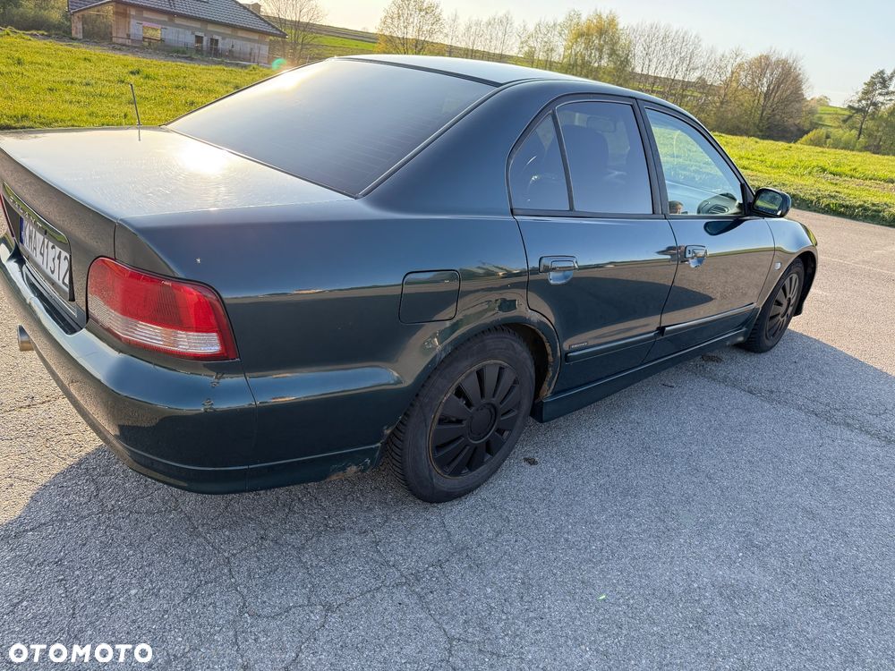 Mitsubishi Galant - 10