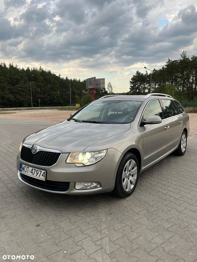 Skoda Superb 2.0 TDI Ambition - 2