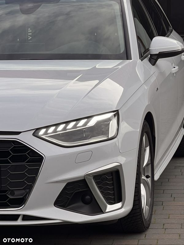 Audi A4 Avant 40 TDI S tronic S line - 7