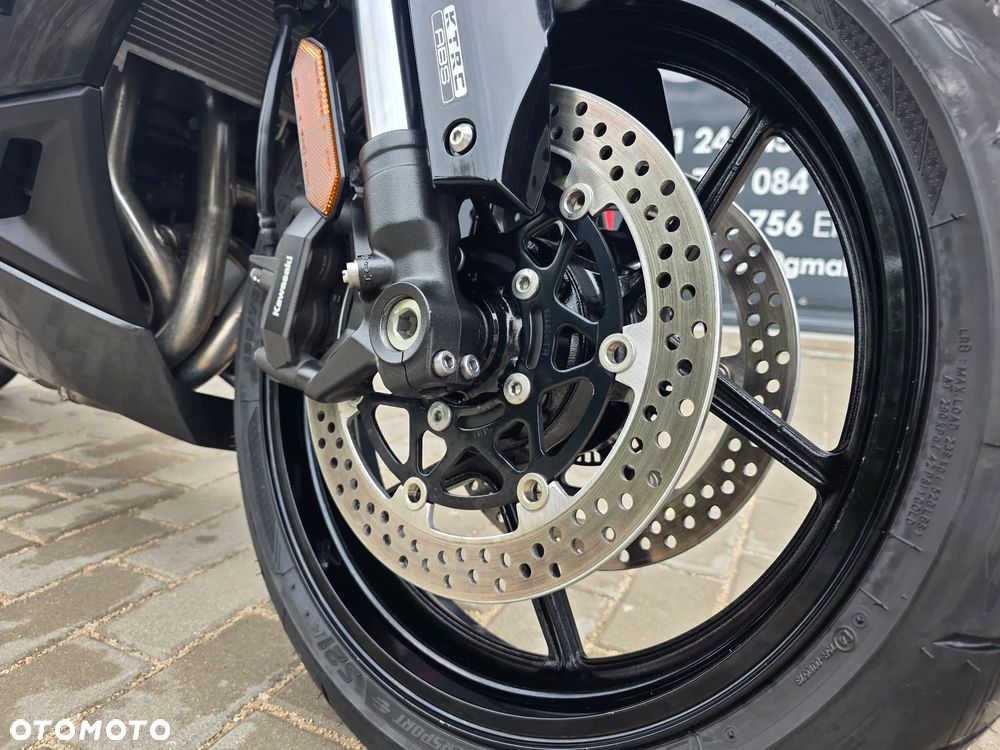 Kawasaki Ninja 1000 SX - 24