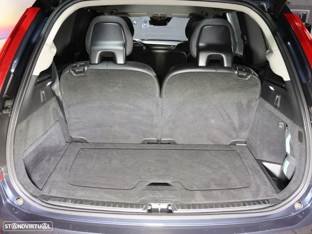 Volvo XC 90 2.0 B5 Inscription AWD - 19