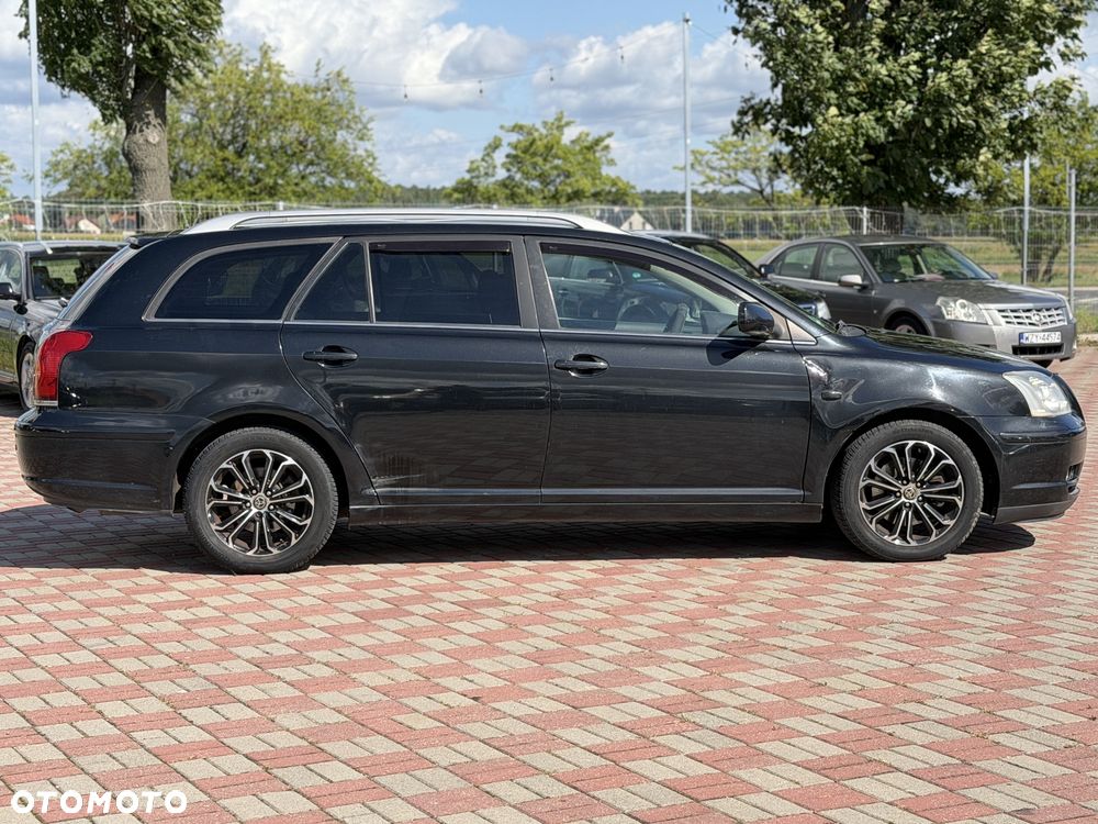 Toyota Avensis - 6