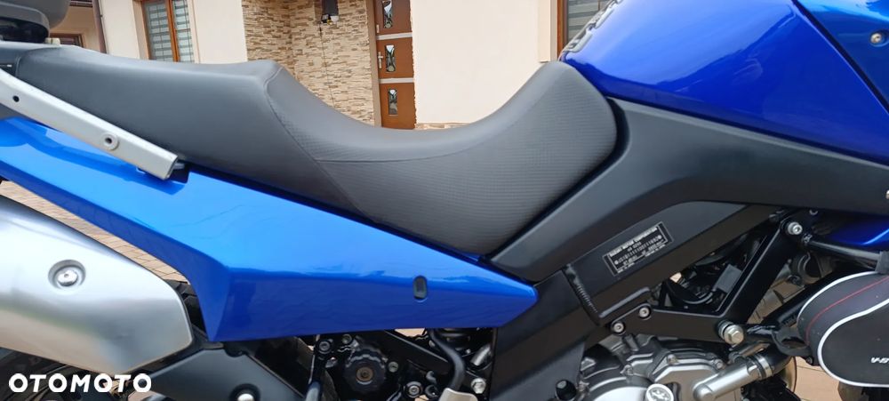 Suzuki V-STROM - 24