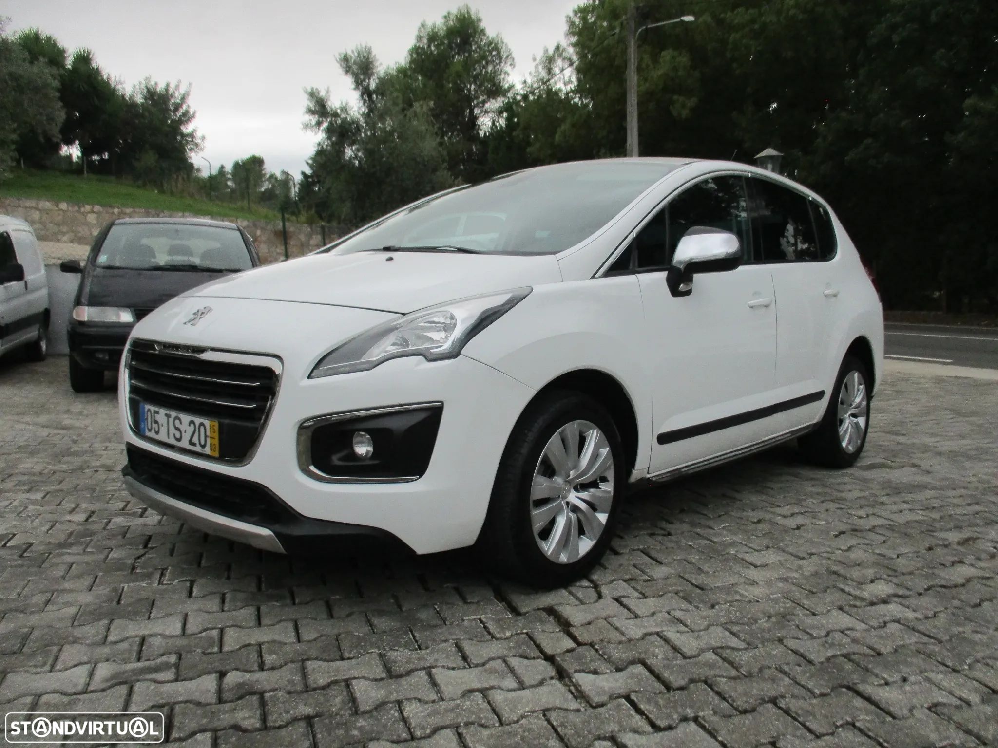 Peugeot 3008 1.6 BlueHDi Style - 1