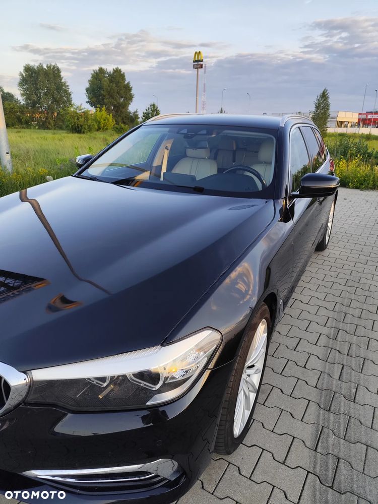 BMW Seria 5 520d Luxury Line - 11
