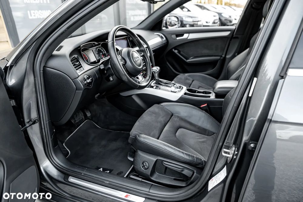 Audi A4 Avant 2.0 TFSI quattro S tronic S line Sportpaket - 16