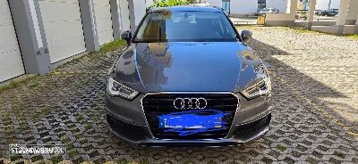 Audi A3 Sportback 1.6 TDI S-line - 1