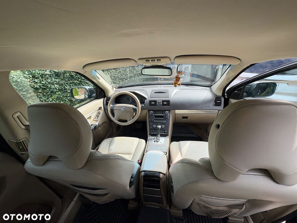 Volvo XC 90 - 11